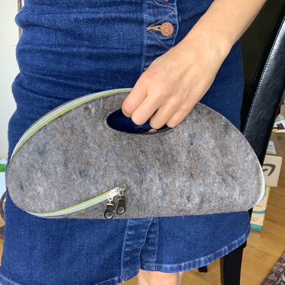Josh Jakus UM Eco Felt Clutch Bag 13” x 7” - Picture 10 of 14